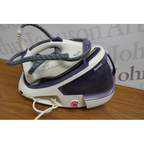 2316 - A Tefal Pro Express Turbo steam generator iron