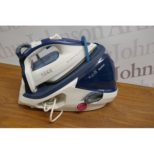 2317 - A Tefal Pro Express Total steam generator iron