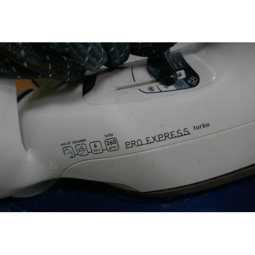 2320 - A Tefal Pro Express Turbo steam generator iron