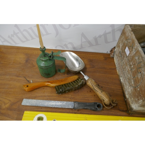 2329 - A vintage wooden wine box of assorted hand tools