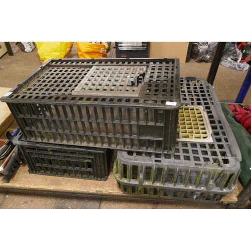 2332 - 3 plastic poultry crates