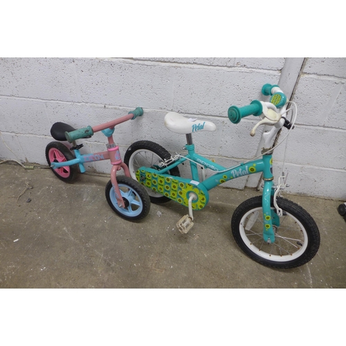 2122 - An Apollo Petal kids bike and a Zycom balance bike