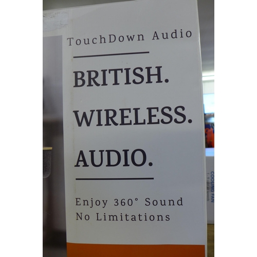 2236 - A Touchdown Audio wireless ash effect table speaker - boxed