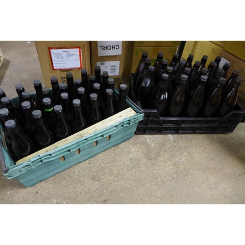 2250 - 2 trays of vintage brown glass beer bottles