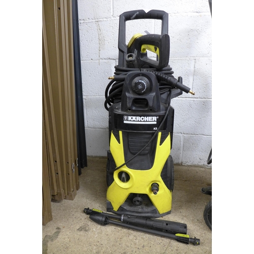 2251 - A Karcher K5 full control jetwash