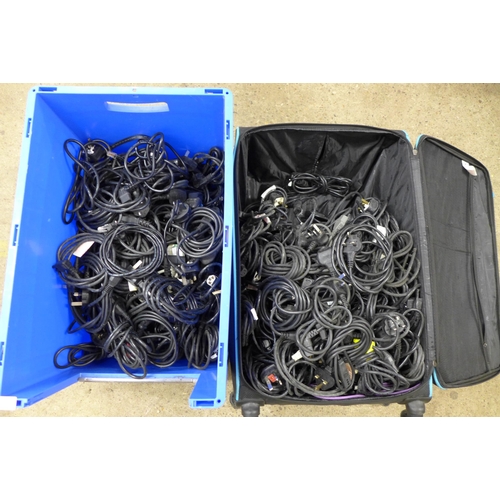 2252 - A box of approximately 200 power cables in an assortment of sizes and connections