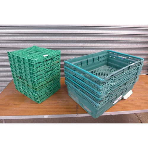 2269 - Twelve 30cm x 40cm collapsible plastic storage crates and five 60xm x 40cm plastic storage crates