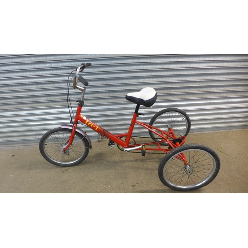 2145 - A Pashley TRI-1 folding tricycle - Police repossession