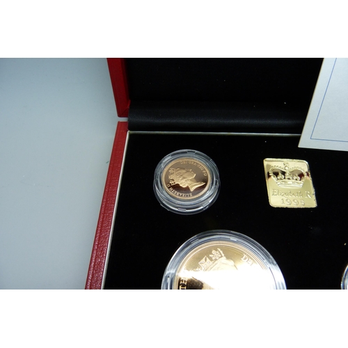 1022 - A Royal Mint The 1995 UK Gold Proof Four-Coin Sovereign Collection, No. 0713