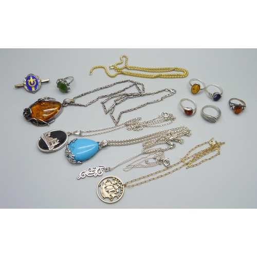 1040 - Silver jewellery, etc.