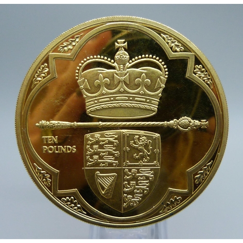 1072 - A 50th Anniversary of the Coronation of Queen Elizabeth ten pounds gold plate on silver commemorativ... 