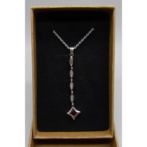 1125 - An 18ct gold chain with a diamond pendant, chain 2.3g, 39cm, total weight 4g