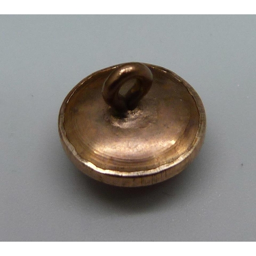 1131 - A pair of boxed 9ct gold studs and a cased set of six buttons