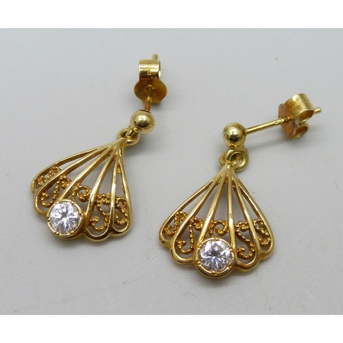 1134 - A pair of 18ct gold earrings, 2.7g, stones set as white sapphires