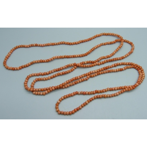 1140 - A long coral necklace, 24g, 120cm