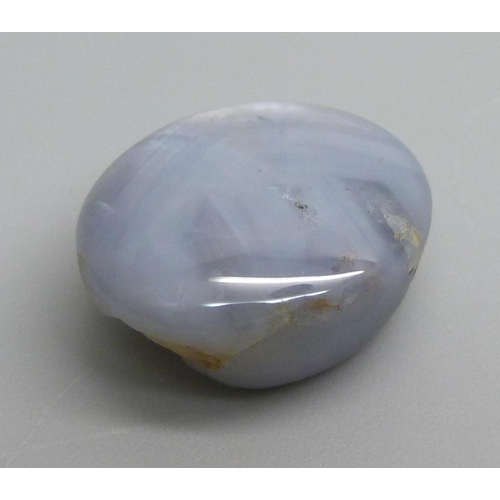 1158 - An unmounted star sapphire, 5.1g