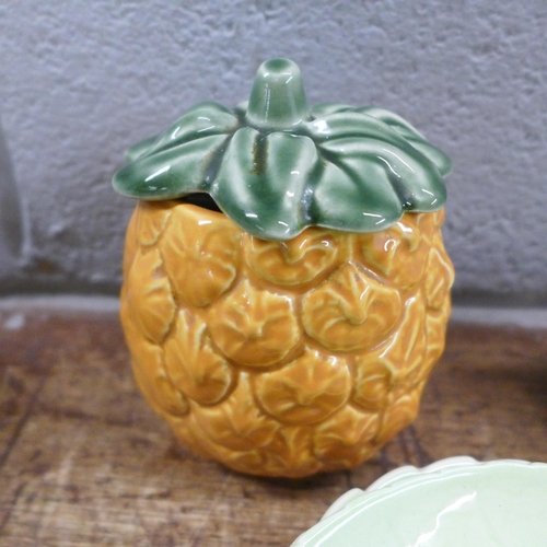 1187 - A collection of Carlton Ware cabbage leaf china and a Sylvac pineapple pot **PLEASE NOTE THIS LOT IS... 