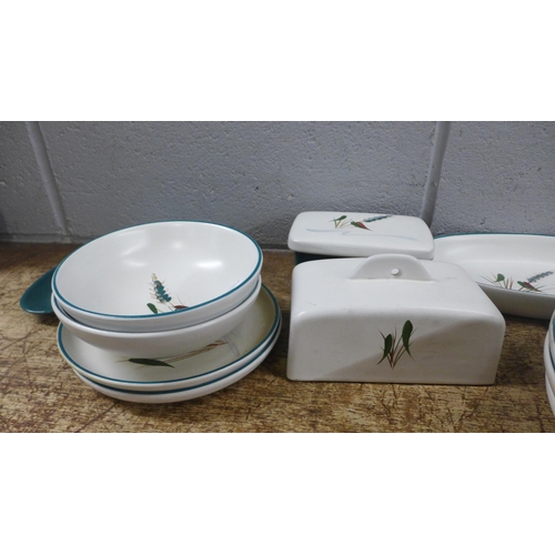 1207 - A collection of Denby Green Wheat tableware **PLEASE NOTE THIS LOT IS NOT ELIGIBLE FOR IN-HOUSE POST... 