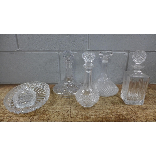 1210 - Four glass decanters and two glass dishes **PLEASE NOTE THIS LOT IS NOT ELIGIBLE FOR IN-HOUSE POSTIN... 