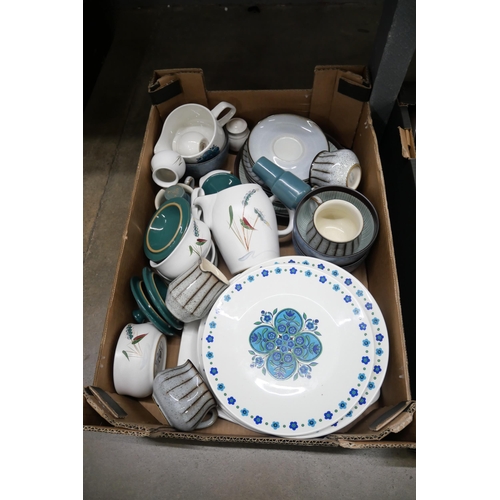 1234 - Three boxes of retro tea and dinnerwares **PLEASE NOTE THIS LOT IS NOT ELIGIBLE FOR IN-HOUSE POSTING... 