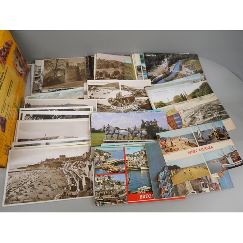 625 - A box of postcards, vintage to modern
