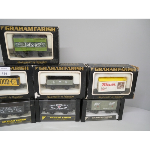 691 - Nine Graham Farish OO gauge wagons, boxed