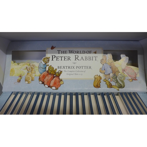 757 - Books - The World of Peter Rabbit, Warne & Co