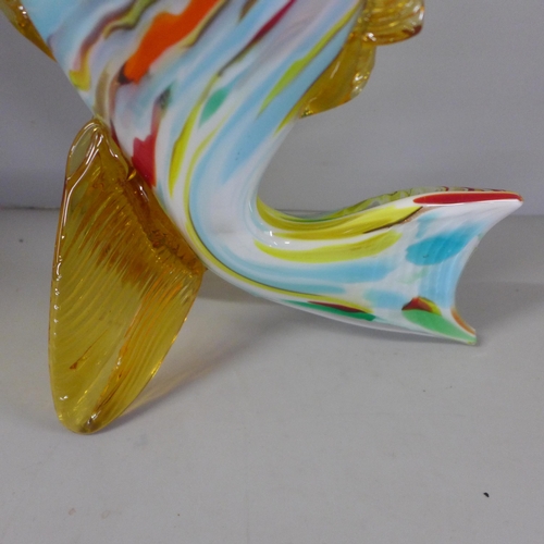 801 - A Murano glass fish, 30.5cm