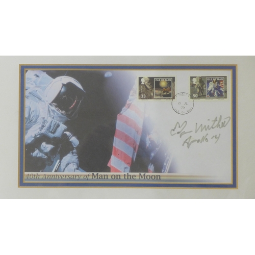 812 - An autographed First Day Cover display by Edgar Dean Mitchell, 6th person to walk on the moon