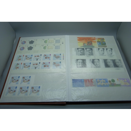 834 - Great Britain 2000-2007 unmounted mint commemoratives in stock book, high face value (more than 290 ... 