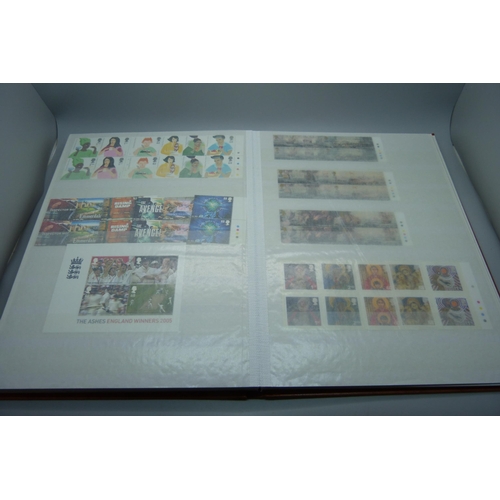 834 - Great Britain 2000-2007 unmounted mint commemoratives in stock book, high face value (more than 290 ... 