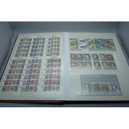 836 - Great Britain 2007-2010 unmounted mint commemoratives in stock book, high face value (more than 430 ... 