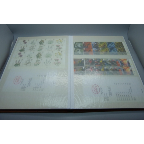 836 - Great Britain 2007-2010 unmounted mint commemoratives in stock book, high face value (more than 430 ... 