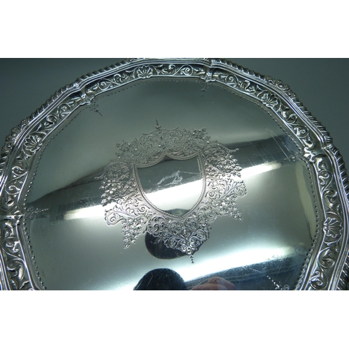 856 - A Victorian silver tray, London 1891, Josiah Williams & Co., 548g, 25cm