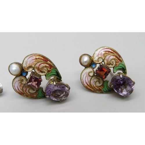 885 - Two pairs of enamelled earrings, a hammered  Arts and Crafts brooch and three enamelled buttons