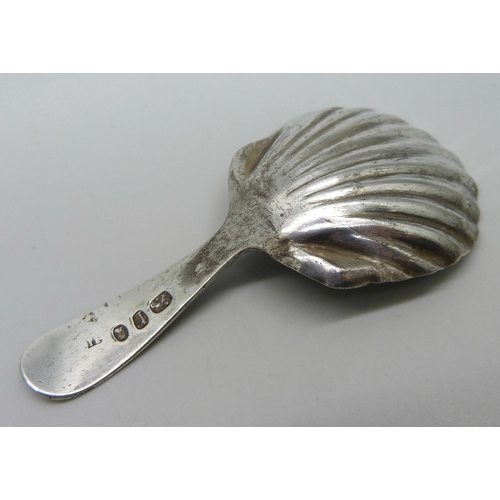 898 - A silver shell bowl caddy spoon, London 1792