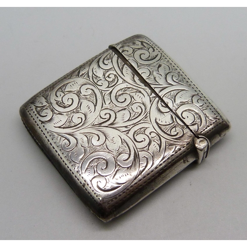 902 - A late Victorian silver vesta case