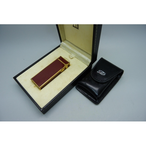 919 - A Dunhill lighter boxed with a Dupont lighter case