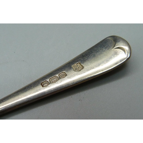 936 - A set of six cased silver teaspoons, Sheffield 1944, Thomas Bradburn & Sons Ltd, 90g