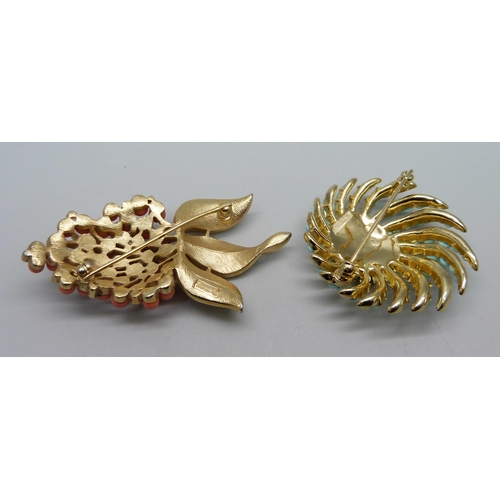 940 - Two Crown Trifari brooches