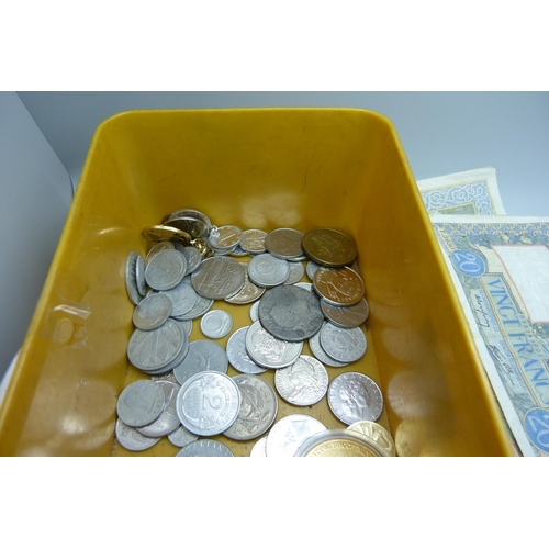 943 - Assorted coins and bank notes, etc.