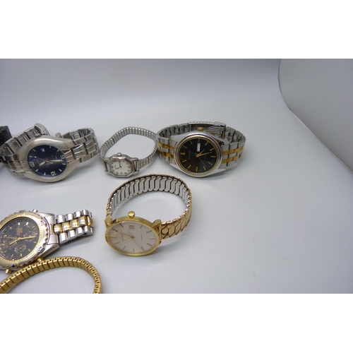 949 - Lady's and gentleman's wristwatches