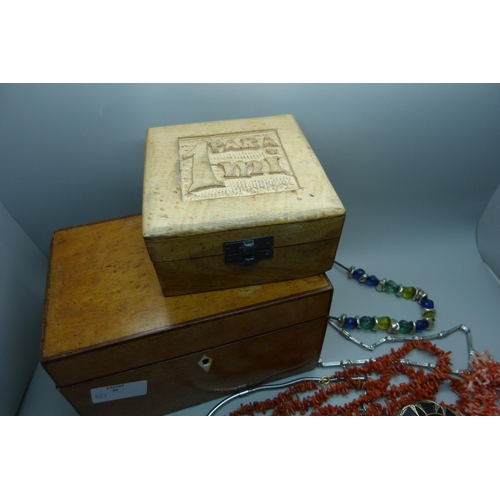 951 - Costume jewellery in a polished wood box