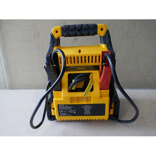 3017 - Cat 1200 Amp Jump Starter (model:- CJ1000DXT) *Item is subject to VAT(319-39)