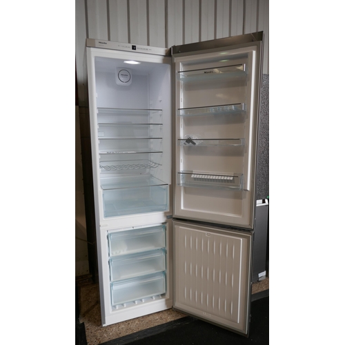 3036 - Miele fridge /freezer model no KFN 4395dd, RRP £1129.99 +vat (323-8) *This lot is subject to VAT