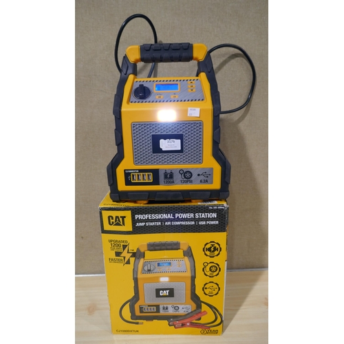 3176 - Cat Jump Starter - Model 1200 Ampcj1000Dxt (323-180) *This lot is subject to VAT
