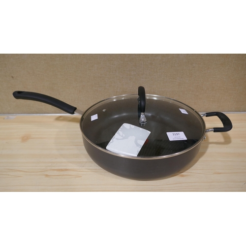 3197 - Tefal Deep Saute Pan 4.7L (323-349) *This lot is subject to VAT