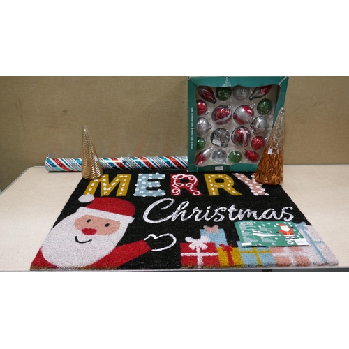 3256 - Qty Of Festive Items inc Ornaments, Christmas Mat, Christmas Mat, Ks Xmas Foil Wrapping Paper   (323... 