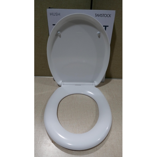 3259 - Hush Soft Close Toilet Seat (323-367) *This lot is subject to VAT