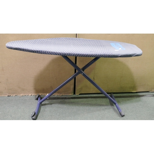 3326 - Addis Ironing Board And Steamer Accessories     (323-260) *This lot is subject to VAT